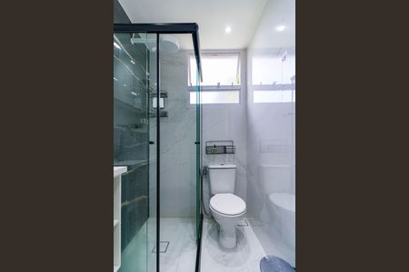 Apartamento à venda com 48m², 2 quartos e 1 vaga Apartamento à venda com 48m², 2 quartos e 1 vagaBanheiro