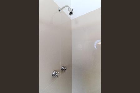 Casa para alugar com 530m², 3 quartos e 4 vagas Casa para alugar com 530m², 3 quartos e 4 vagasBanheiro da Suíte 3
