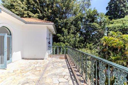 Casa para alugar com 530m², 3 quartos e 4 vagas Casa para alugar com 530m², 3 quartos e 4 vagasVaranda
