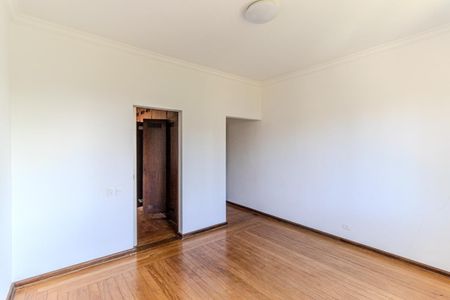 Casa para alugar com 530m², 3 quartos e 4 vagas Casa para alugar com 530m², 3 quartos e 4 vagasSuíte 1