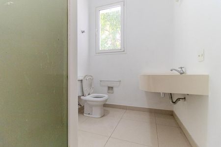 Casa para alugar com 530m², 3 quartos e 4 vagas Casa para alugar com 530m², 3 quartos e 4 vagasBanheiro da Suíte 2