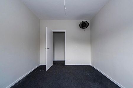 Casa à venda com 202m², 2 quartos e 4 vagas