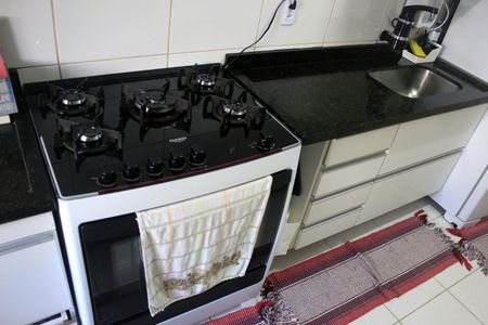 Apartamento à venda com 64m², 2 quartos e 1 vagaCozinha com área de serviço