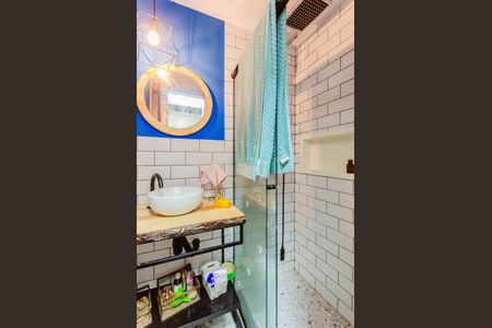 Apartamento à venda com 80m², 2 quartos e 1 vagaBanheiro Social