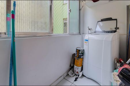 Apartamento à venda com 80m², 2 quartos e 1 vagaÁrea de Serviço