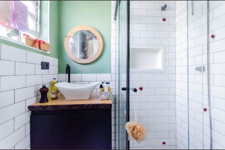 Apartamento à venda com 80m², 2 quartos e 1 vagaBanheiro da Suíte