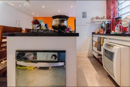 Apartamento à venda com 80m², 2 quartos e 1 vagaCozinha