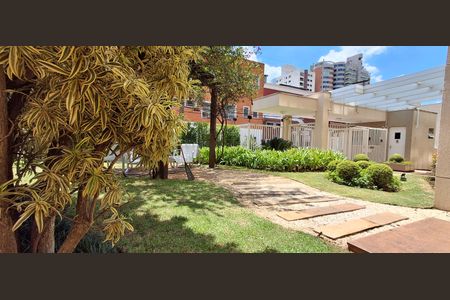 Apartamento à venda com 262m², 4 quartos e 4 vagas Apartamento à venda com 262m², 4 quartos e 4 vagasÁrea Comum