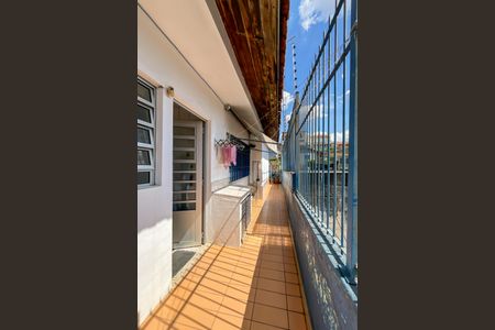 Casa à venda com 225m², 3 quartos e 5 vagas Casa à venda com 225m², 3 quartos e 5 vagasQuintal