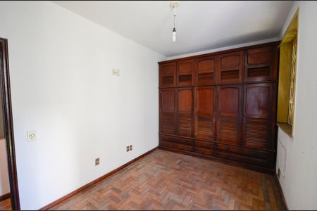 Casa de condomínio à venda com 160m², 5 quartos e 1 vagaQuarto 2