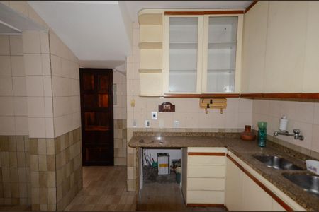 Casa de condomínio à venda com 160m², 5 quartos e 1 vagaCozinha