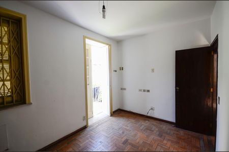 Casa de condomínio à venda com 160m², 5 quartos e 1 vagaQuarto 2