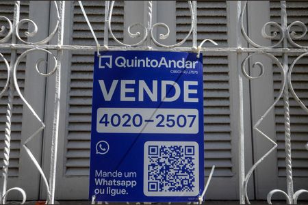 Casa de condomínio à venda com 160m², 5 quartos e 1 vagaFachada e placa