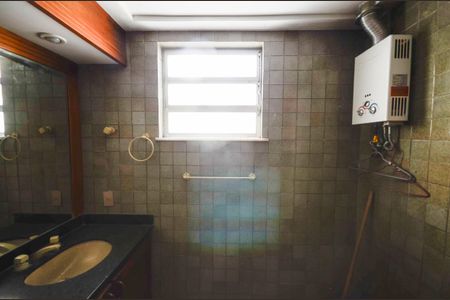 Casa de condomínio à venda com 160m², 5 quartos e 1 vagaBanheiro Social