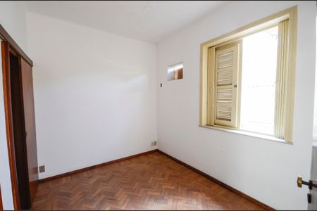 Casa de condomínio à venda com 160m², 5 quartos e 1 vagaSuíte