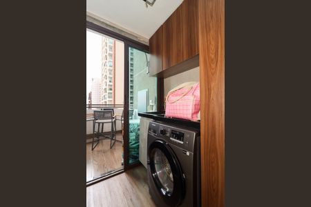 Apartamento à venda com 70m², 1 quarto e 2 vagas Apartamento à venda com 70m², 1 quarto e 2 vagasÁrea de Serviço