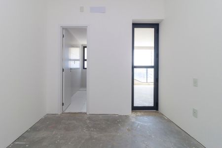 Apartamento à venda com 227m², 4 quartos e 4 vagasSuíte 4