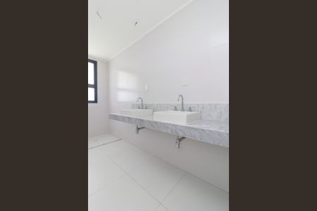 Apartamento à venda com 227m², 4 quartos e 4 vagasSuíte Principal - Banheiro