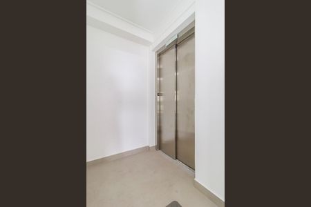Apartamento à venda com 227m², 4 quartos e 4 vagasSala - Hall Privativo