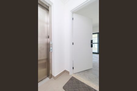 Apartamento à venda com 227m², 4 quartos e 4 vagasSala - Hall Privativo