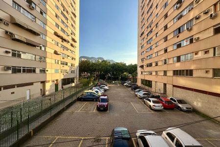 Apartamento à venda com 70m², 3 quartos e 1 vaga Apartamento à venda com 70m², 3 quartos e 1 vagaVista Sala