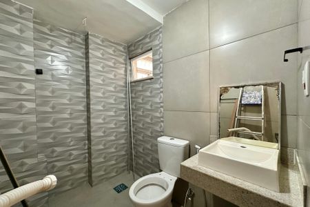 Apartamento à venda com 70m², 3 quartos e 1 vaga Apartamento à venda com 70m², 3 quartos e 1 vagaBanheiro