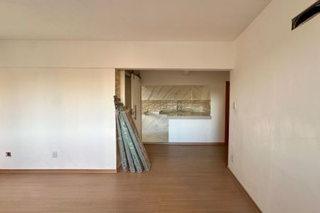 Apartamento à venda com 70m², 3 quartos e 1 vaga Apartamento à venda com 70m², 3 quartos e 1 vagaSala