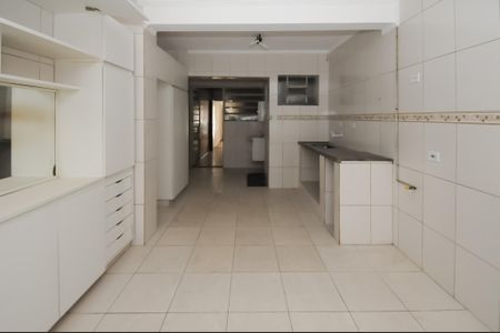 Casa à venda com 143m², 2 quartos e 1 vagaCozinha - Armários