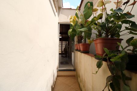 Casa à venda com 190m², 3 quartos e 1 vagaCorredor externo