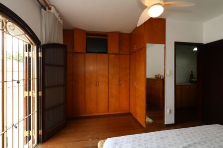 Casa à venda com 190m², 3 quartos e 1 vagaQuarto 2