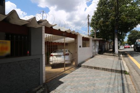 Casa à venda com 190m², 3 quartos e 1 vagaFachada