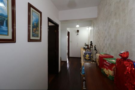 Casa à venda com 190m², 3 quartos e 1 vagaCorredor interno