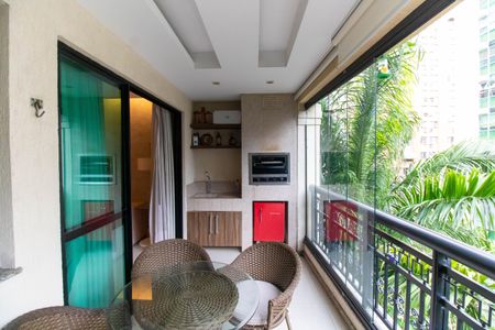 Apartamento à venda com 120m², 3 quartos e 2 vagasVaranda da Sala