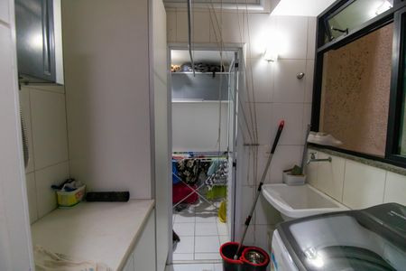 Apartamento à venda com 120m², 3 quartos e 2 vagasÁrea de Serviço