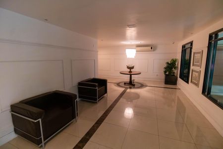 Apartamento à venda com 120m², 3 quartos e 2 vagasPortaria