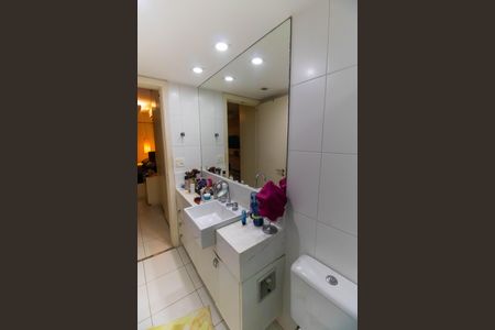 Apartamento à venda com 120m², 3 quartos e 2 vagasBanheiro da Suíte