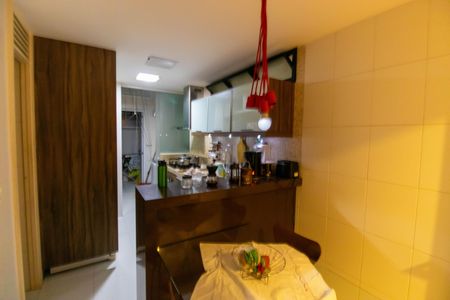 Apartamento à venda com 120m², 3 quartos e 2 vagasCozinha