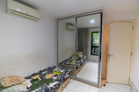 Apartamento à venda com 120m², 3 quartos e 2 vagasQuarto 1