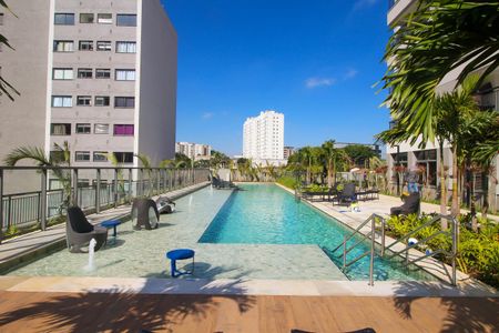 Apartamento à venda com 64m², 2 quartos e 1 vaga Apartamento à venda com 64m², 2 quartos e 1 vagaPiscina