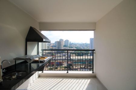 Apartamento à venda com 64m², 2 quartos e 1 vaga Apartamento à venda com 64m², 2 quartos e 1 vagaVaranda