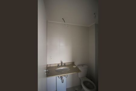 Apartamento à venda com 64m², 2 quartos e 1 vaga Apartamento à venda com 64m², 2 quartos e 1 vagaBanheiro da Suíte