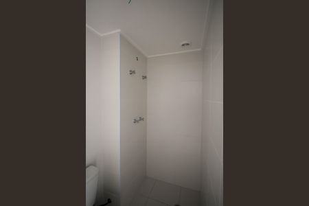 Apartamento à venda com 64m², 2 quartos e 1 vaga Apartamento à venda com 64m², 2 quartos e 1 vagaBanheiro da Suíte