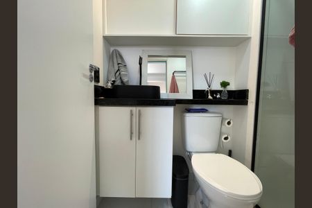 Apartamento à venda com 33m², 2 quartos e sem vaga Apartamento à venda com 33m², 2 quartos e sem vagaBanheiro