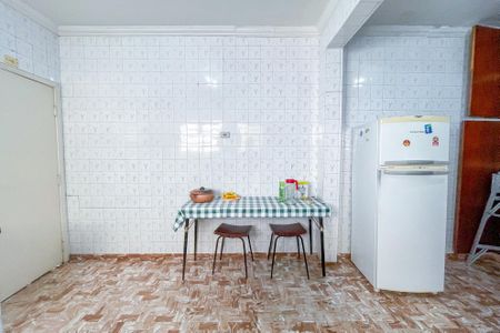 Casa à venda com 175m², 3 quartos e 2 vagas Casa à venda com 175m², 3 quartos e 2 vagasCozinha