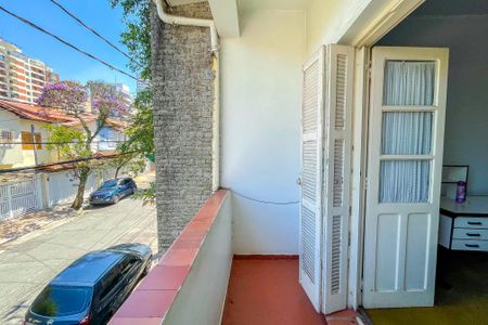 Casa à venda com 175m², 3 quartos e 2 vagas Casa à venda com 175m², 3 quartos e 2 vagasVaranda do Quarto 2