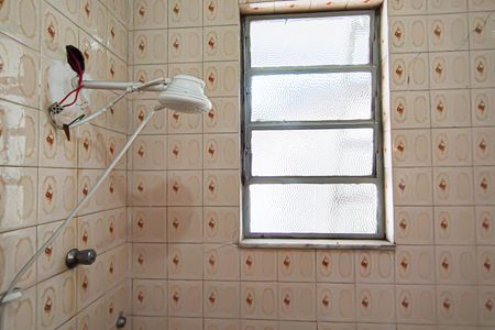 Casa à venda com 100m², 3 quartos e 1 vaga Casa à venda com 100m², 3 quartos e 1 vagaBanheiro social 1