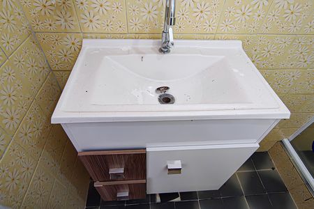 Casa à venda com 100m², 3 quartos e 1 vaga Casa à venda com 100m², 3 quartos e 1 vagaBanheiro Social 2