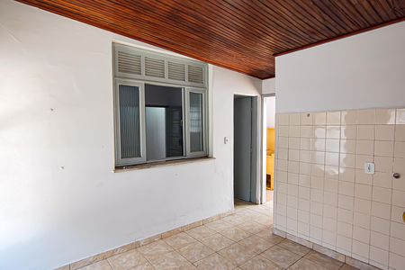Casa à venda com 100m², 3 quartos e 1 vaga Casa à venda com 100m², 3 quartos e 1 vagaCozinha 2
