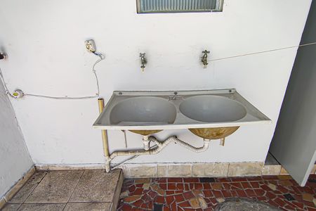 Casa à venda com 100m², 3 quartos e 1 vaga Casa à venda com 100m², 3 quartos e 1 vagaÁrea de Serviço