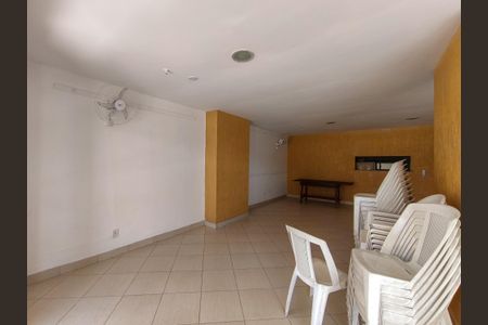 Apartamento à venda com 70m², 3 quartos e 1 vaga Apartamento à venda com 70m², 3 quartos e 1 vagaÁrea comum - Salão de festas